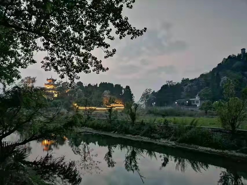 招堤夜月
